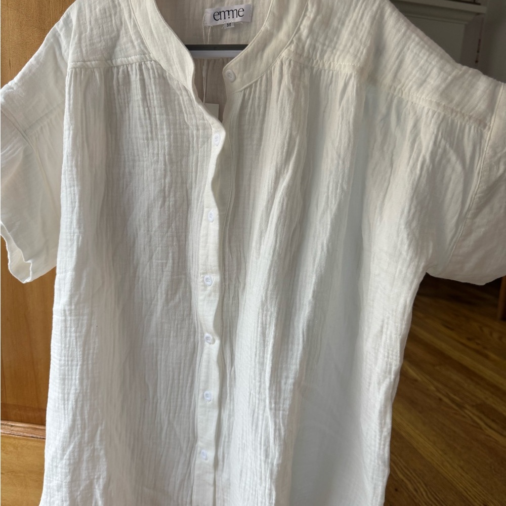 White women’s 100% cotton shirt